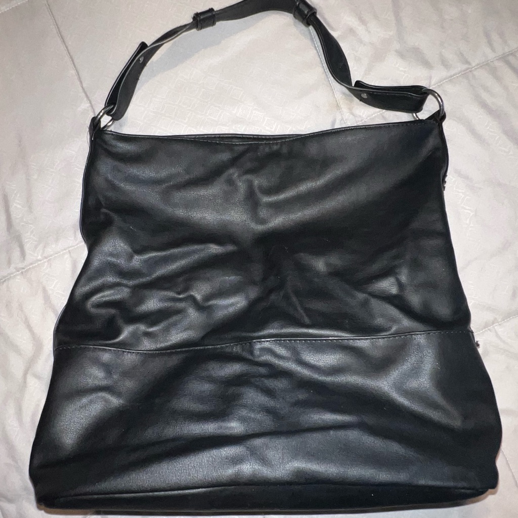 Universal Thread Tote